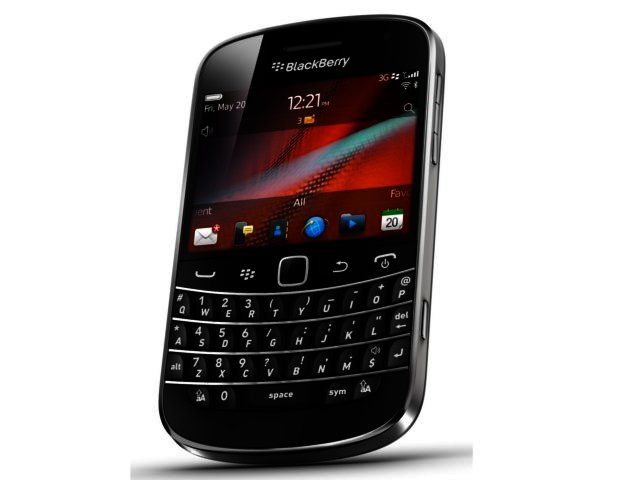 BlackBerry Bold 9900 image