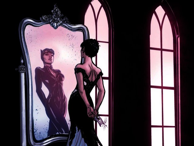 roller Creek Buzz News: DC gives first look at Catwoman's wedding dress