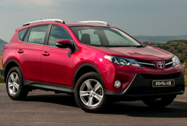 Top 5, car comparison, car news, Toyota RAV4 2.0 manual GX, Kia Sportage 2.0 2WD manual, Hyundai ix35 2.0 Premium, local news, South Africa, Hyundai, Kia, Ford, Nissan, Toyota, Nissan Qashqai 1.6 Acenta Limited Edition, sports utility vehicle, compact SUV, Ford Kuga 1.6T Ambiente FWD, 