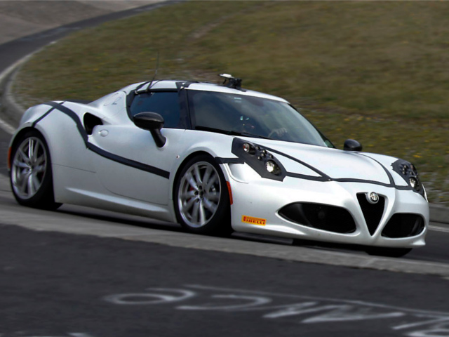 RIDE, Alfa Romeo, Alfa Romeo 4C, Lamborghini Veneno Roadster, car news, motoring news, Lamborghini, sportscar, supercar, Tata, bakkie, double cab, 4 x 4, South Africa, local news