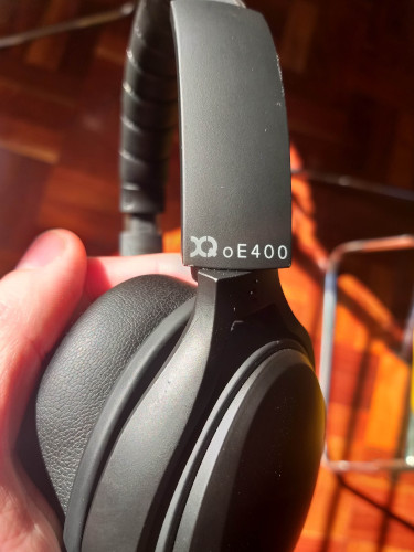 Review Xqisit oE400 Active Noise Cancellation Bluetooth Headphones